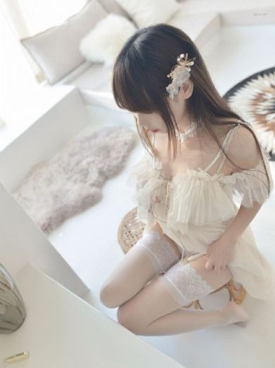 少妇洁白178在线播放_BD英语在线手机播放