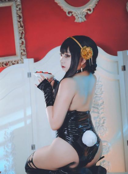 吸血姬家里蹲的苦闷_720手机免费观看完整